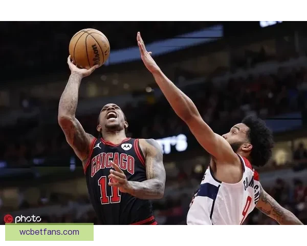 巴雷特27分领衔猛龙四人得分破20轻松战胜爵士 贝利空砍37分无力回天